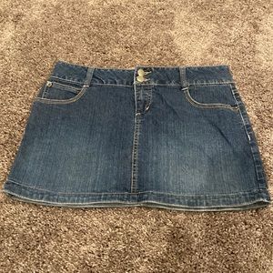 SO short jean skirt